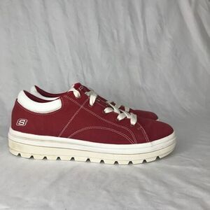 Red and white platform Sketchers Size 11‎